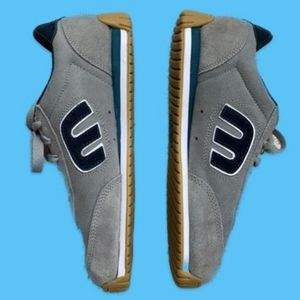 Men's Etnies lol cutt II old school shoes size 10.5